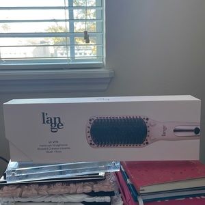 L’ange Le Vite Blush • Rose Hairbrush Straightener 💁🏻‍♀️💗
